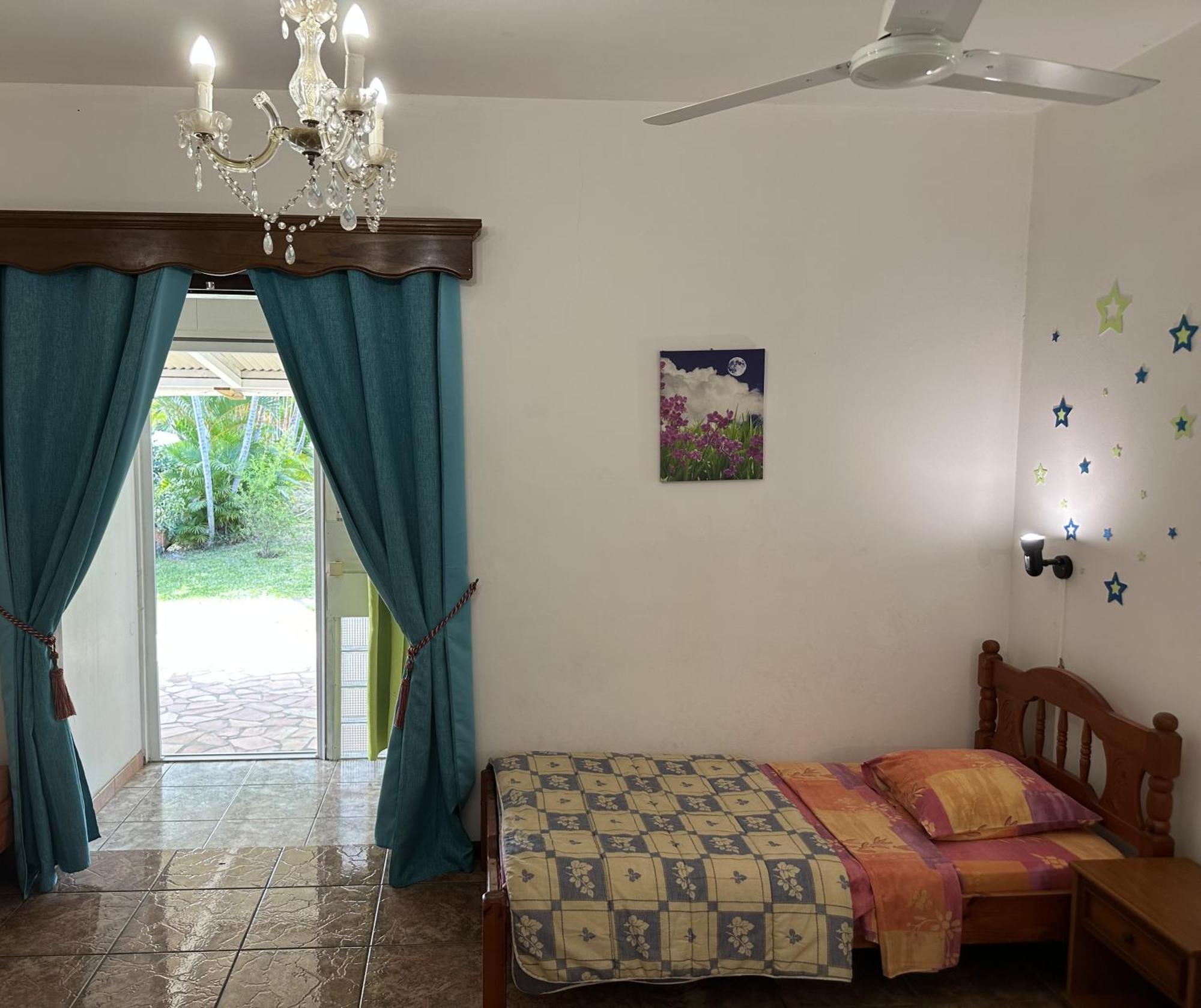 Bed and Breakfast Zoiseaux Pays Saint Pierre Exterior foto